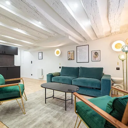 Cia - In Heart Of Le Marais 4p Apartment Paris